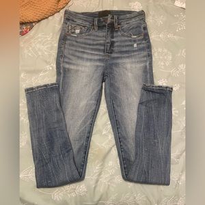 Buckle Black Darkwash Blue Jeans